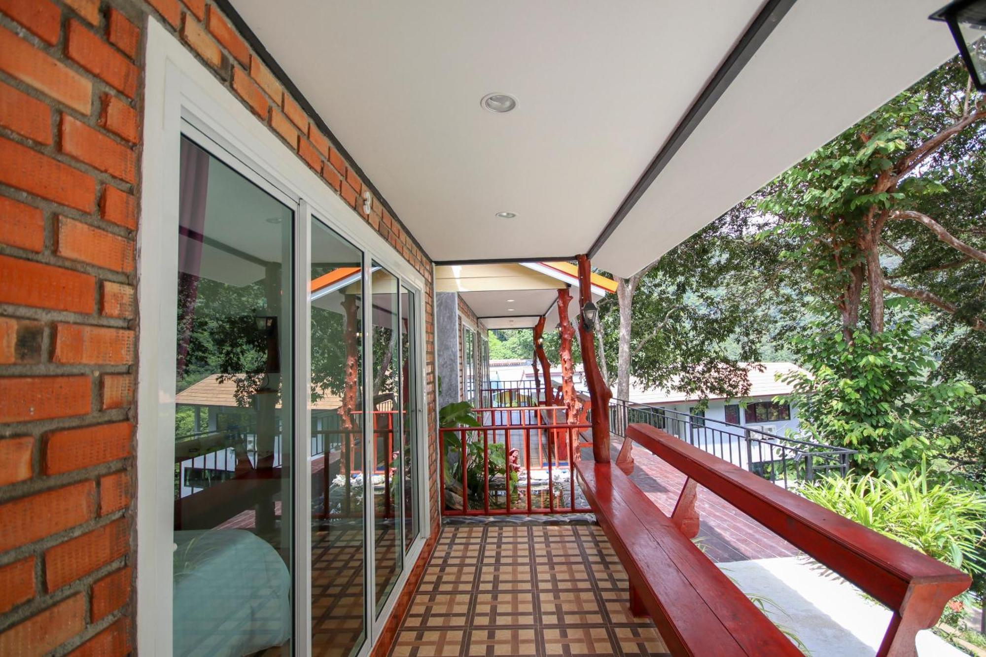 Отель Oyo 1085 Ma Lanta House Ко-Ланта Экстерьер фото